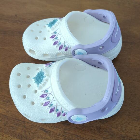 Crocs Disney Frozen II Classic Clog toddler C4 - Picture 2 of 10